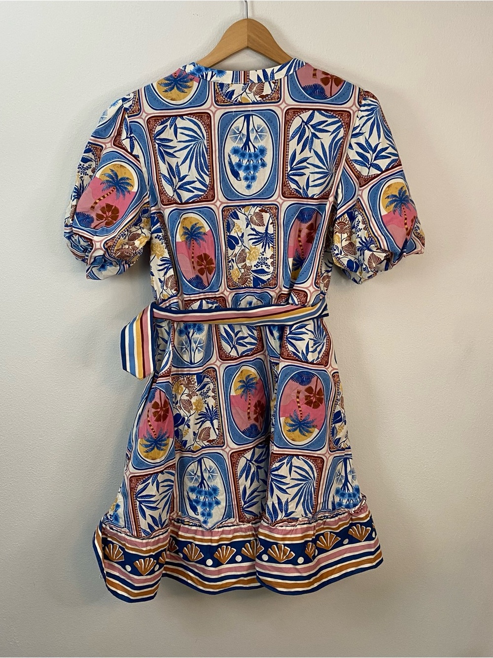 Joie Tropical Floral Bird Print Belted Puff Sleeve Flared Mini Dress Sz 10 - Picture 6 of 9